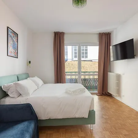 La Farmacia Apartment Stresa