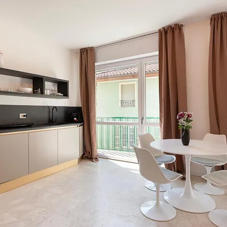 Apartment La Farmacia