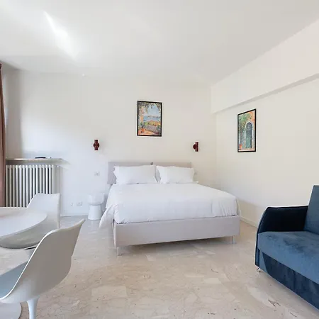 Apartment La Farmacia *